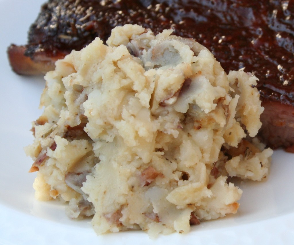 Rosemary and Garlic Mashed Potatoes with Ribs